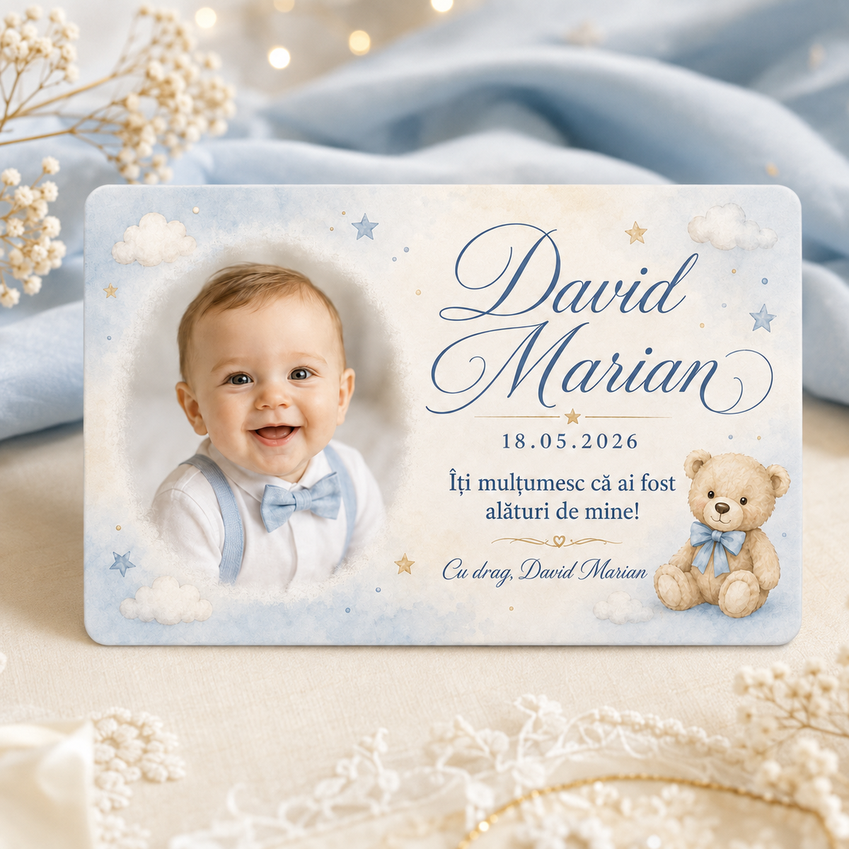Set Cadou Personalizat Botez cu Poză – Cană 330 ml + Magnet de Frigider – Nume, Dată și Mesaj