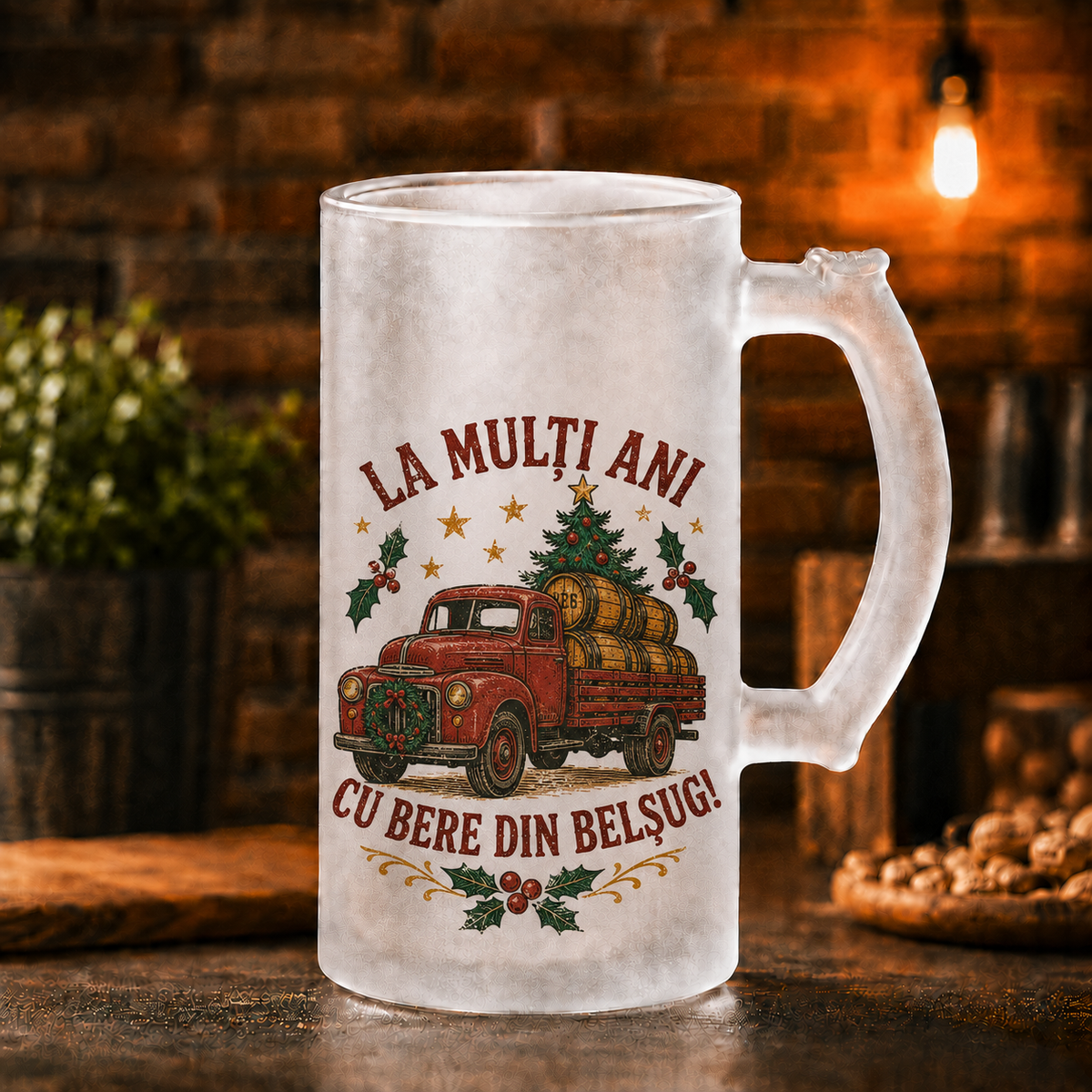 Halbă de bere 500 ml „La mulți ani cu bere din belșug!” – cadou amuzant de Crăciun pentru iubitorii de bere