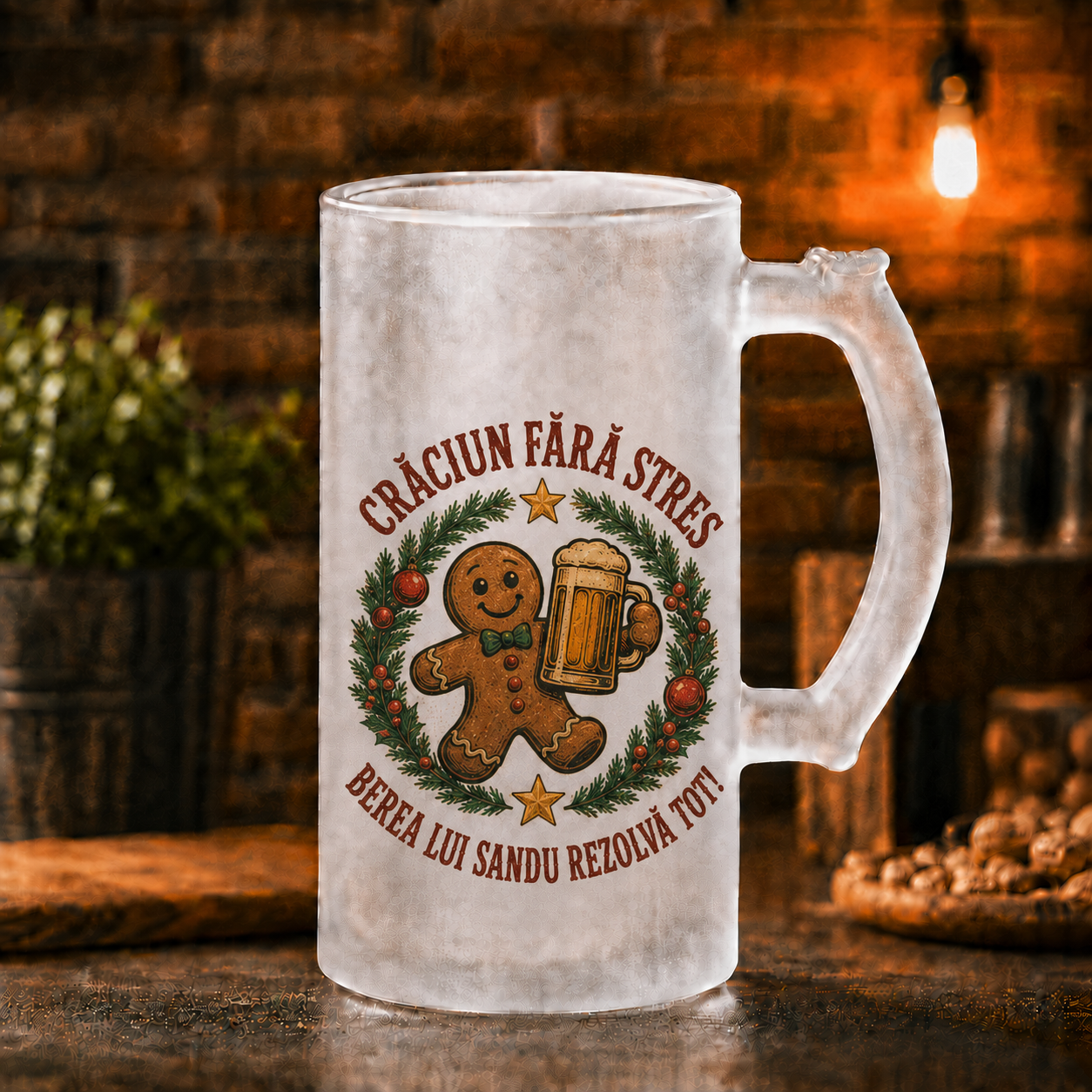 Halbă de bere personalizată 500 ml „Crăciun fără stres – Berea lui Sandu rezolvă tot!”