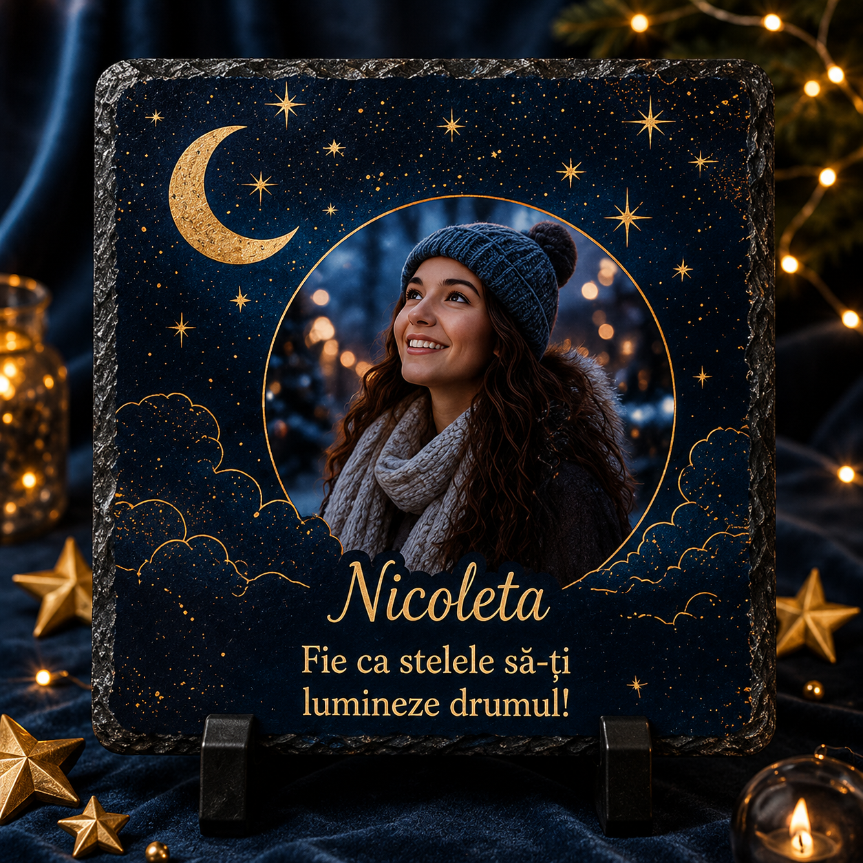 Piatră Ardezie Personalizată de Crăciun pentru Ea 20x20 cm cu Poză și Nume – „Fie ca Stelele să-ți Lumineze Drumul!”