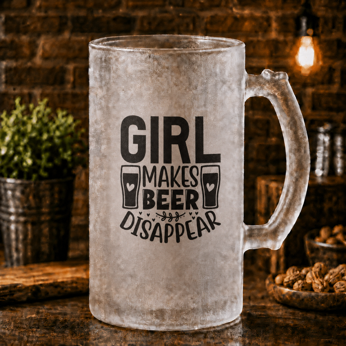 Halbă de bere din sticlă mată pentru femei „Girl Makes Beer Disappear” – 500 ml