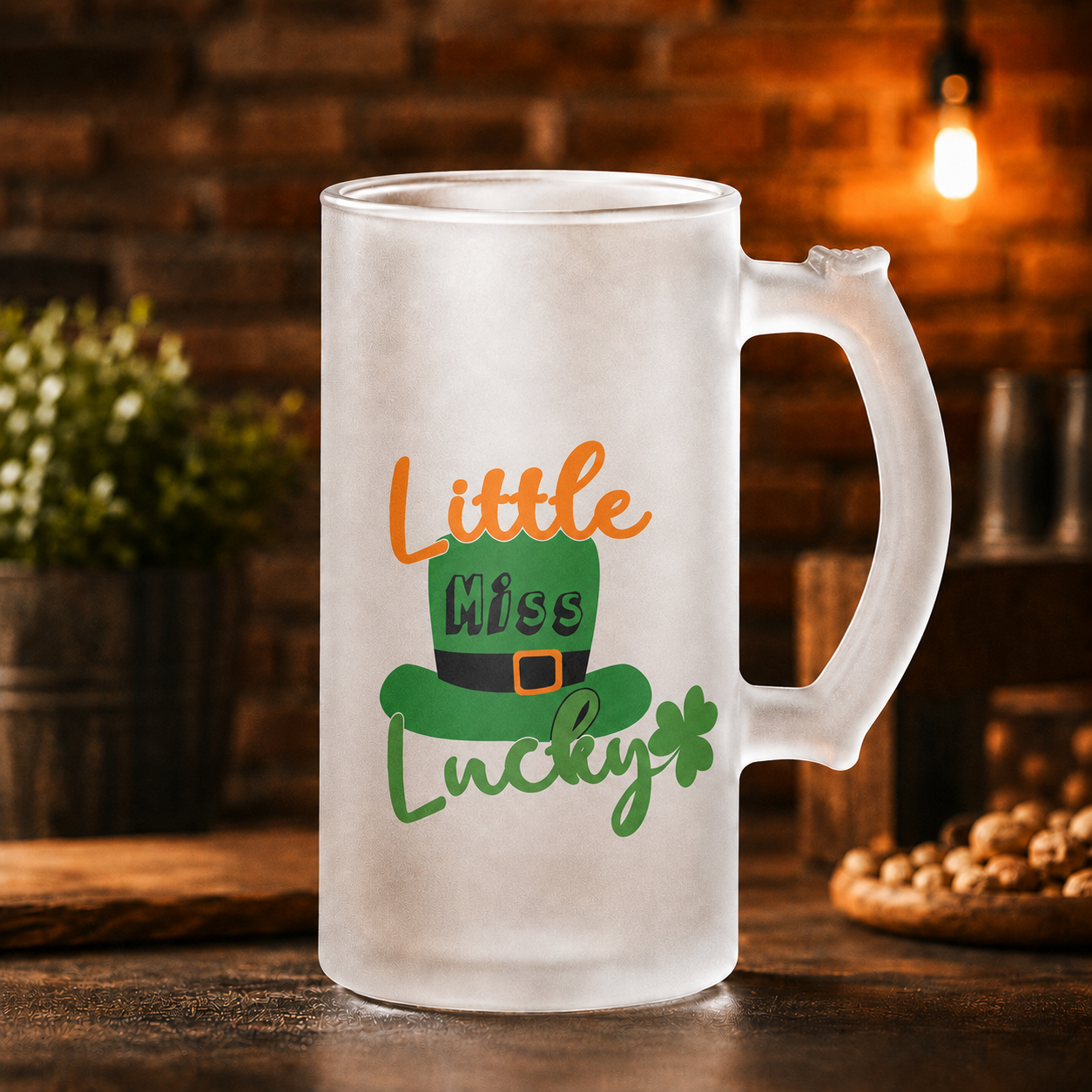Halbă de bere din sticlă mată pentru femei „Little Miss Lucky” – 500 ml