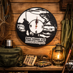 Ceas de perete personalizat din lemn – tematică pescuit, 30 cm