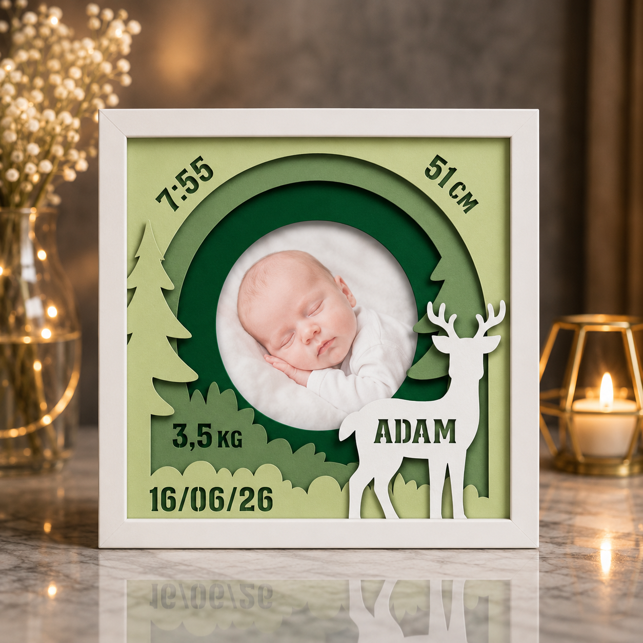 Ramă Foto Personalizată Pădure pentru Bebeluși 20×20 cm – Cu Poză, Nume și Datele Nașterii