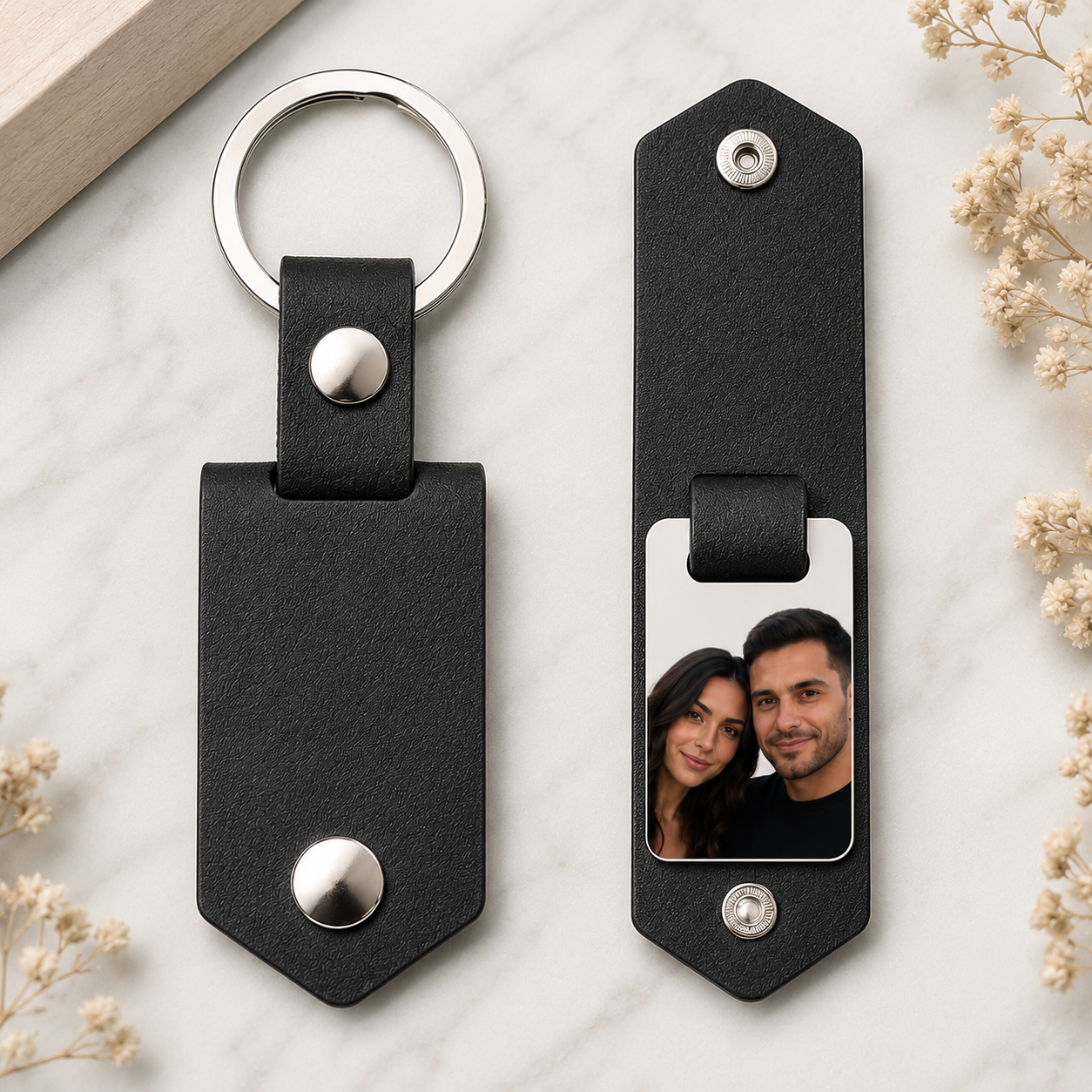 Breloc Personalizat cu Inserție Foto și Piele Ecologică – Aspect Premium