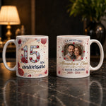 Set cadou personalizat pentru aniversarea căsătoriei – 2 căni, placă de ardezie 20 × 20 cm și magnet 9 × 5,5 cm