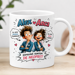 Cană personalizată pentru cupluri – Design comic cu nume personalizabile (330 ml)