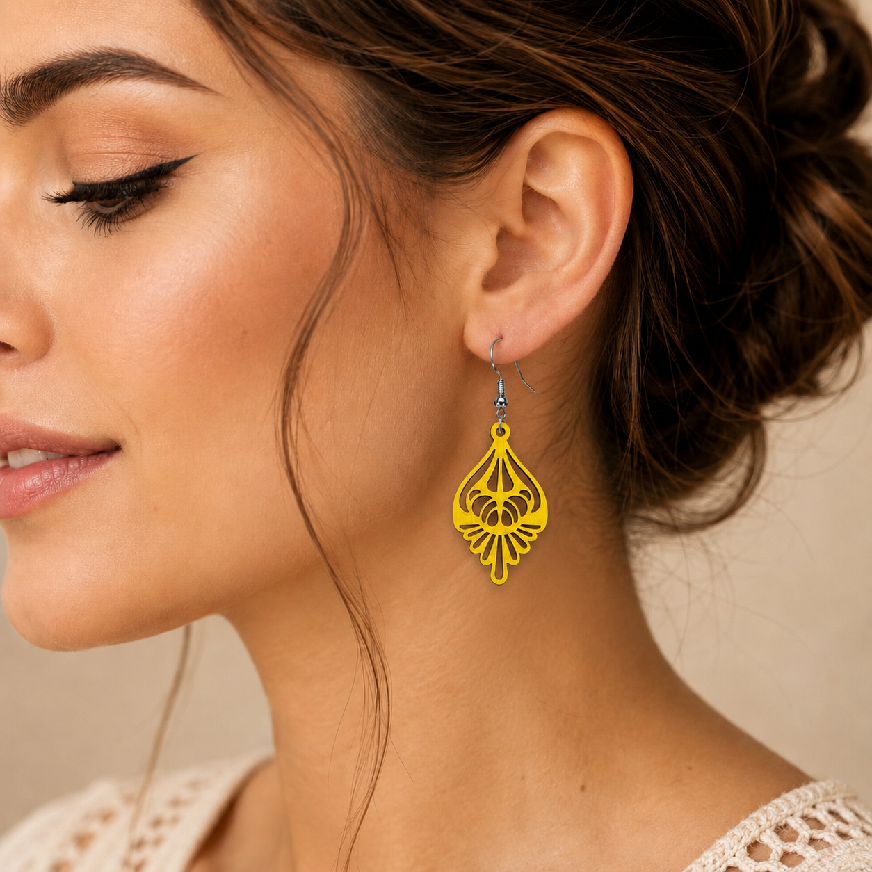 Cercei Handmade Eleganți 6 cm yellow – Decupați Laser