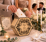 Cutie personalizată pentru dar de nuntă din lemn – Model Hexagonal – 280 × 150 mm