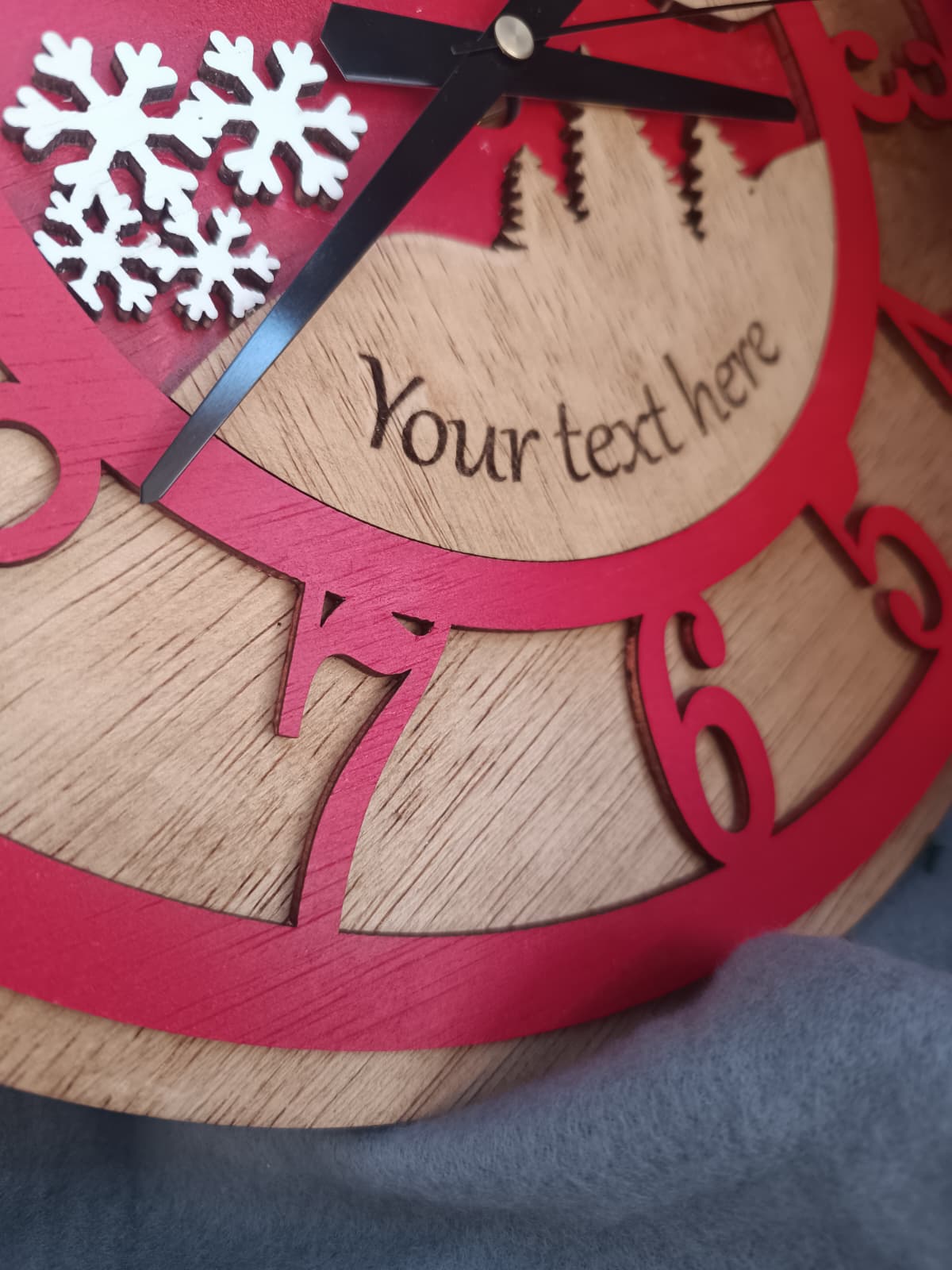 Ceas de perete personalizat Crăciun – decor unic și cadou festiv