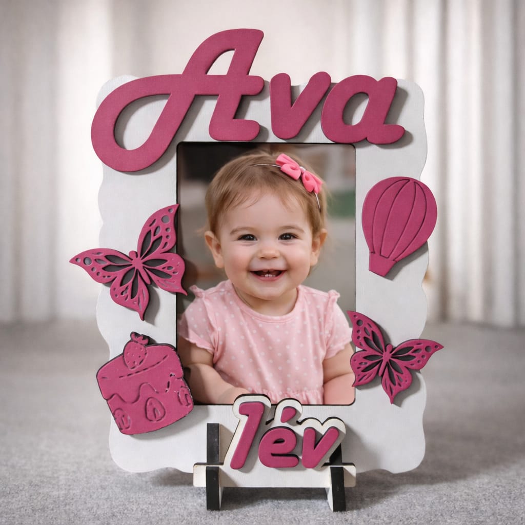 Ramă foto bebe personalizată pentru fetițe cu nume model Ava