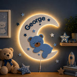 Lampă LED Personalizată cu Nume – Ursuleț Bleu pe Lună 🌙🩵