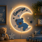 Lampă LED Personalizată cu Nume – Ursuleț Bleu pe Lună 🌙🩵