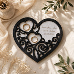 Suport verighete personalizat negru – Eleganță premium pentru o ceremonie memorabilă
