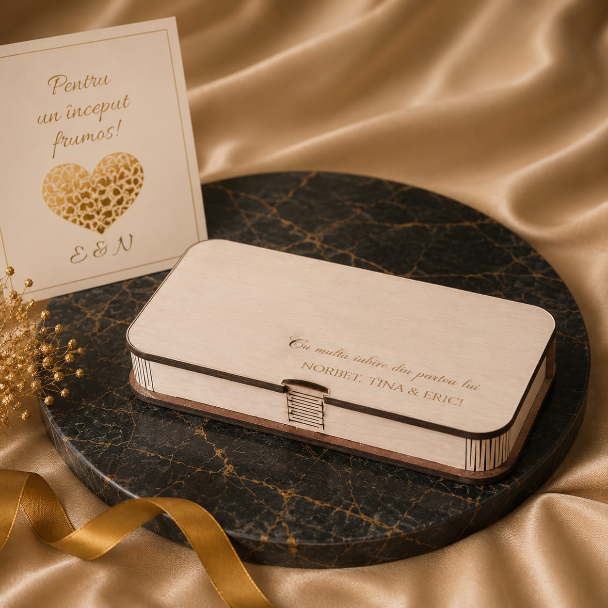 Cutie personalizată pentru bani – Cadoul elegant pentru nuntă, botez sau cununie