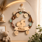 Plachetă personalizată pentru nașterea bebelușului – 25 cm diametru, din placaj premium