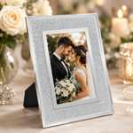 Ramă Foto Elegantă din Sticlă cu Sclipici Argintiu – 10×15 cm