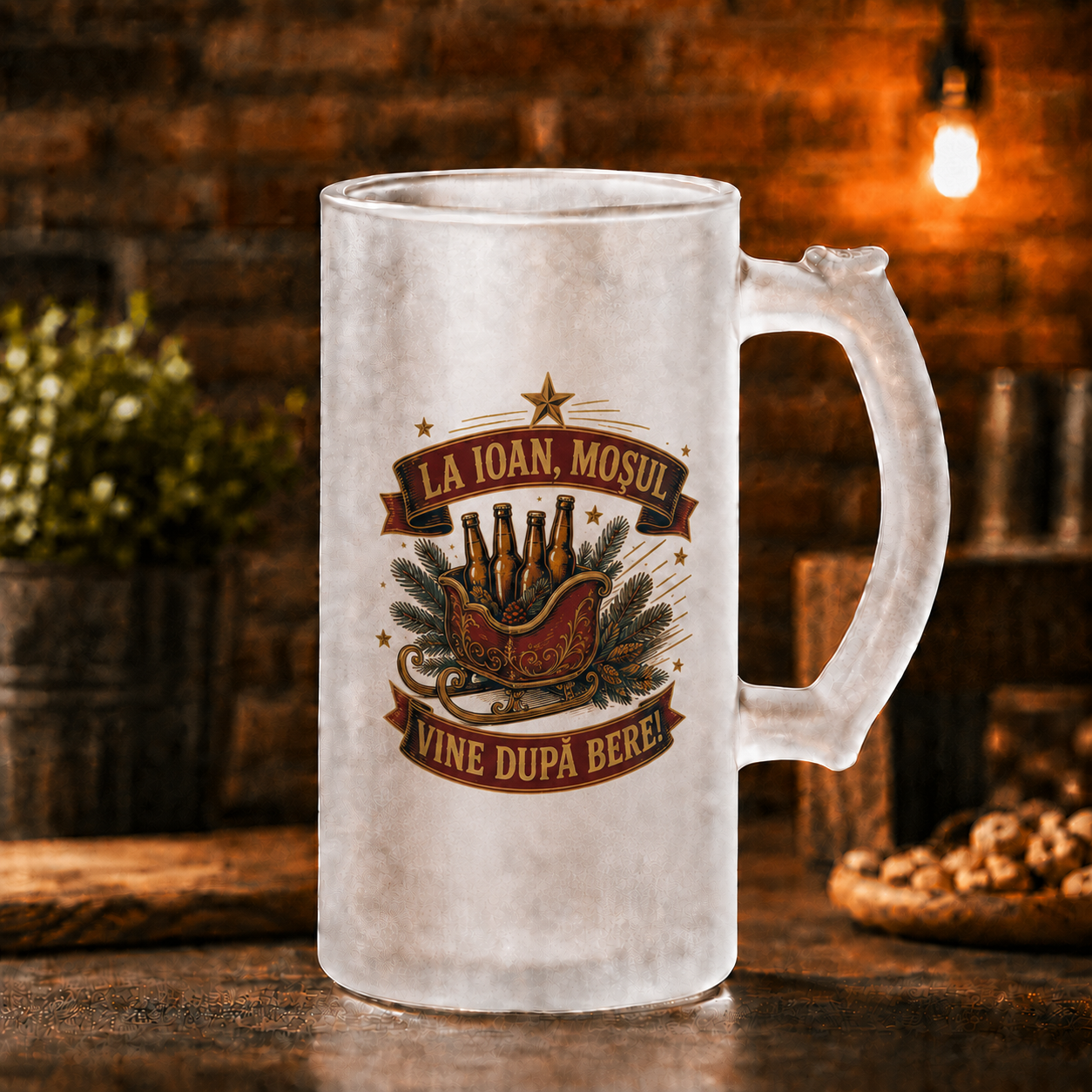 Halbă de bere personalizată 500 ml „La [Nume], Moșul vine după bere!” – cadou amuzant de Crăciun