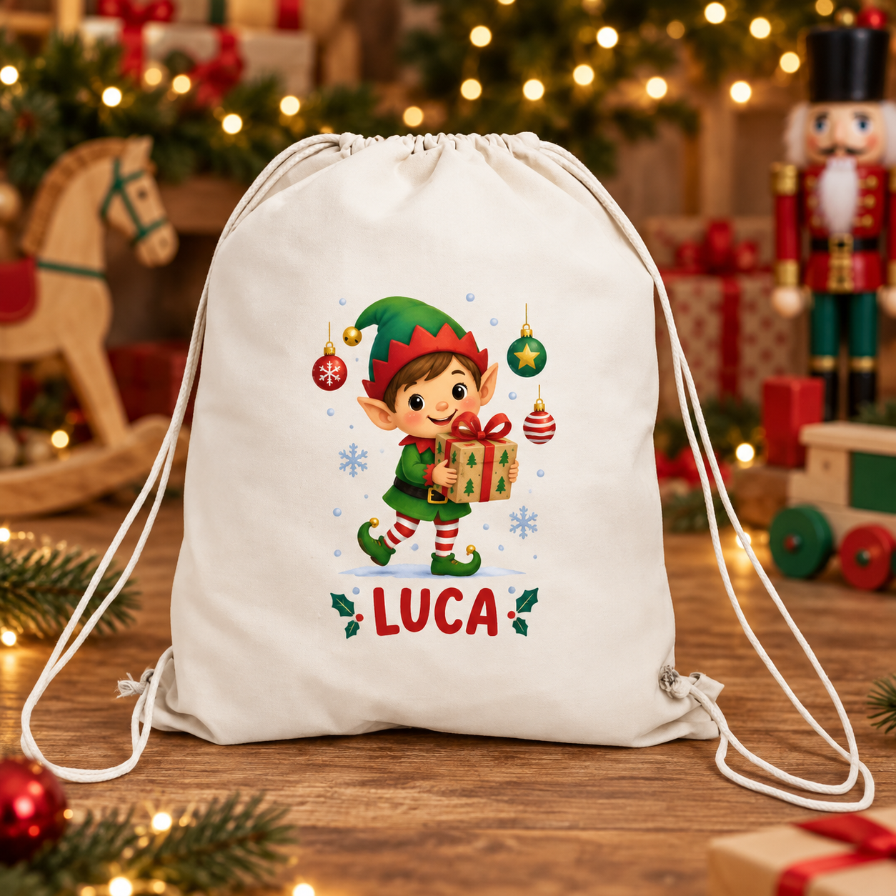 Sac personalizat pentru copii – Spiriduș de Crăciun cu nume | Canvas 43 × 34 cm