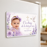 Mărturie de botez fetiță – Magnet de frigider personalizat 9 × 5,5 cm cu lavandă, porumbel și fotografie
