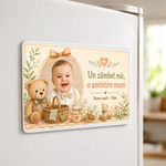 Mărturie de botez băiețel – Magnet de frigider personalizat 9 × 5,5 cm cu ursuleț și tematică rustică