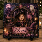 Placă ardezie personalizată pentru fetiță, 20 × 20 cm – model școală de magie